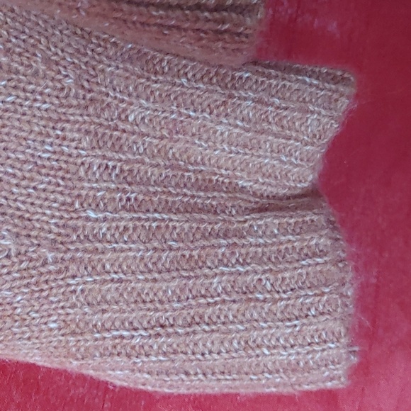 RW & Co. Sweater Sz Med - Picture 7 of 8